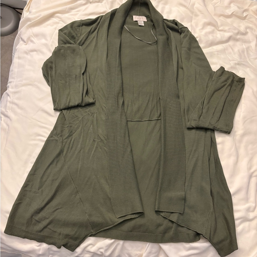 LOFT Women Large Olive Green Open Front drapped layer Cardigan